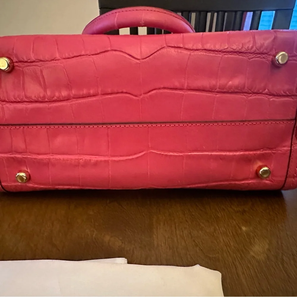 NWT Coach Swagger 27 Dahlia Pink Croc-Embossed crossbody purse/satchel. - Picture 2 of 12